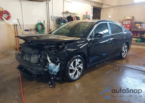 2022 Subaru Legacy Premium z USA, uszkodzony, nr VIN 4S3BWAD69N3012553